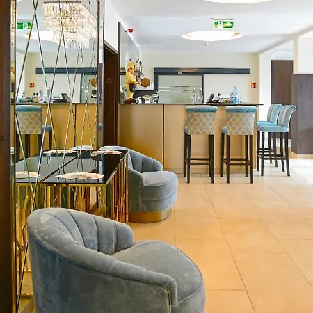 Czinege & Etterem * Koka