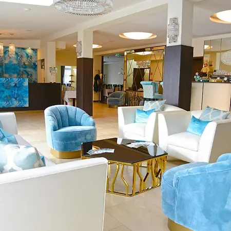 Czinege & Etterem Hotel Koka