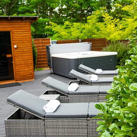 Czinege & Etterem Koka