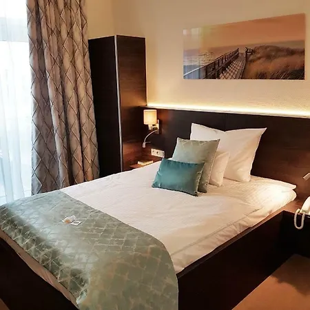 Czinege & Etterem Hotel